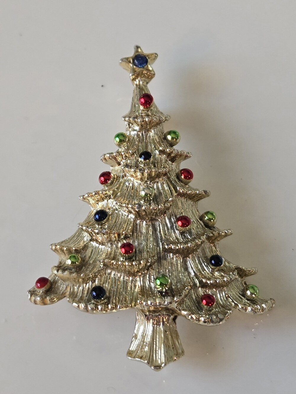 GERRY'S Gold Tone Christmas Tree Brooch with Red, Green & Blue
